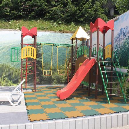 Біля Витягу Slavske Εξωτερικό φωτογραφία